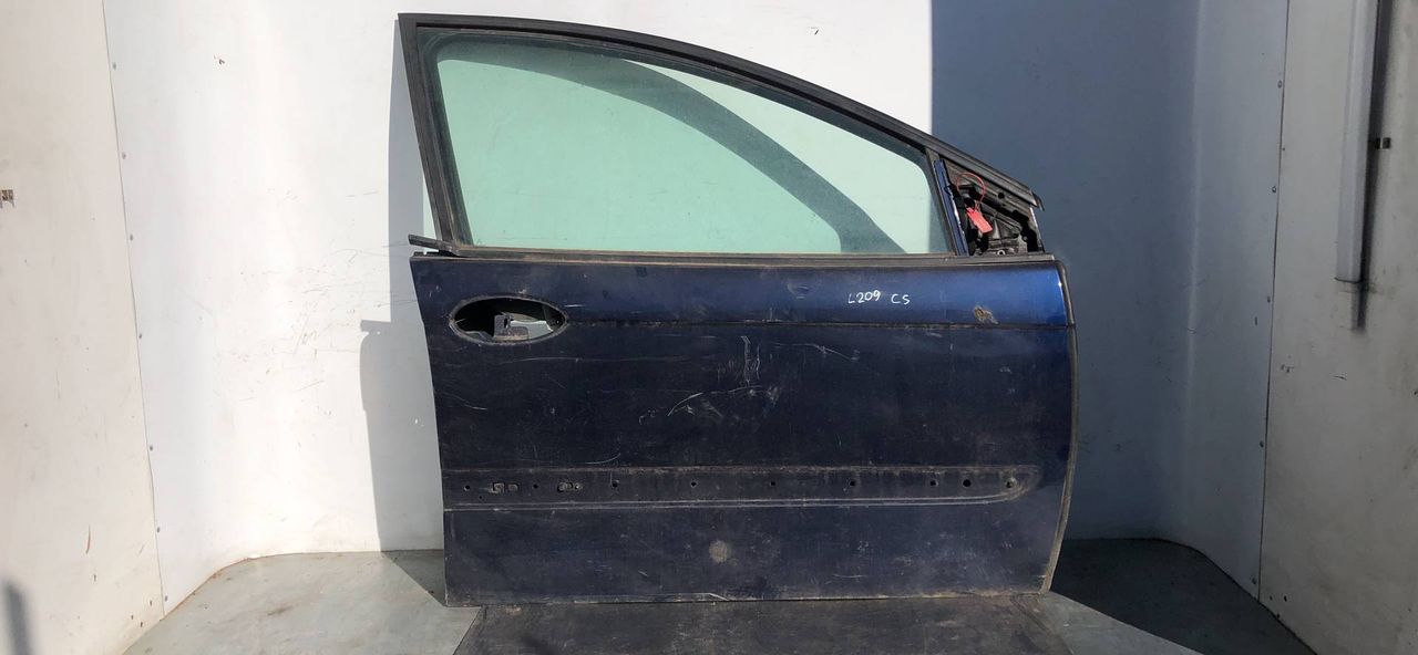 дверь передняя правая Citroen C5 1 поколение 2002, 2.2 л., дизель, АКПП, синий, универсал