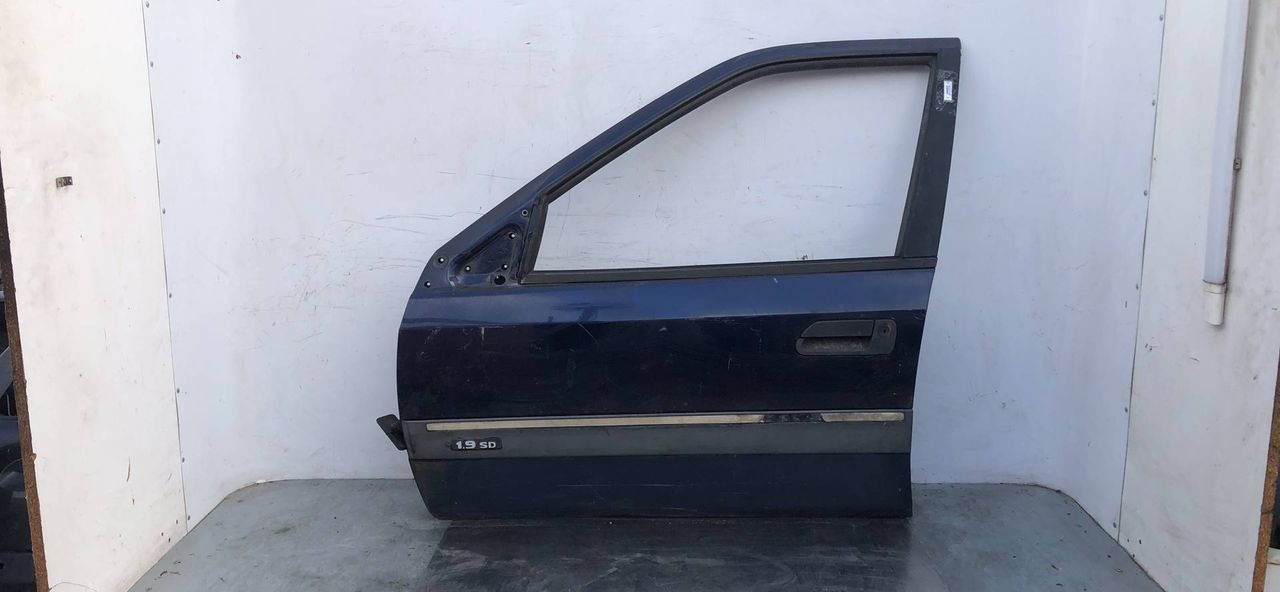 дверь передняя левая Citroen Xantia 1 поколение 1997, 1.9 л., дизель, blue, хетчбэк 5 дв.