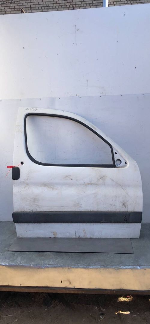 дверь передняя правая Citroen Berlingo 1 поколение (M49) 2000, 2.0 л., HDi, дизель, 5МКПП, белый, фургон
