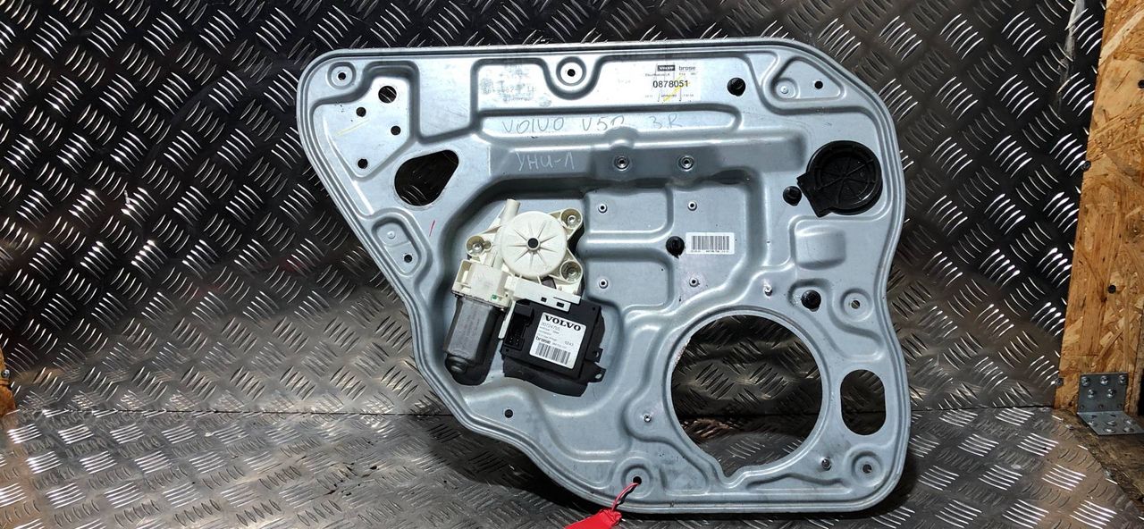стеклоподъемник электрический задний правый Volvo V50 1 поколение 2005, 2.0 л., D 4204 T, дизель, 6МКПП, универсал