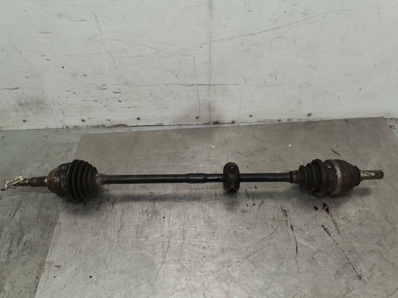 полуось передняя правая (приводной вал, ШРУС) Opel Astra G 2002, 1.7 л., дизель, 5МКПП, универсал