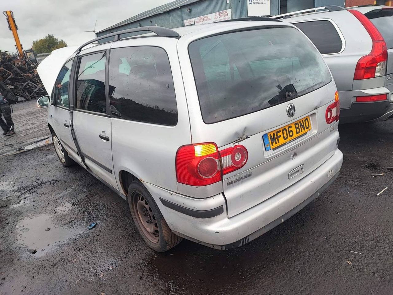 Volkswagen Sharan 2-й рест. 2006