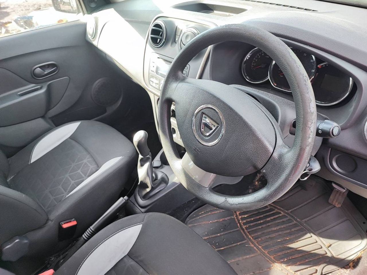 Dacia Sandero 2 2013