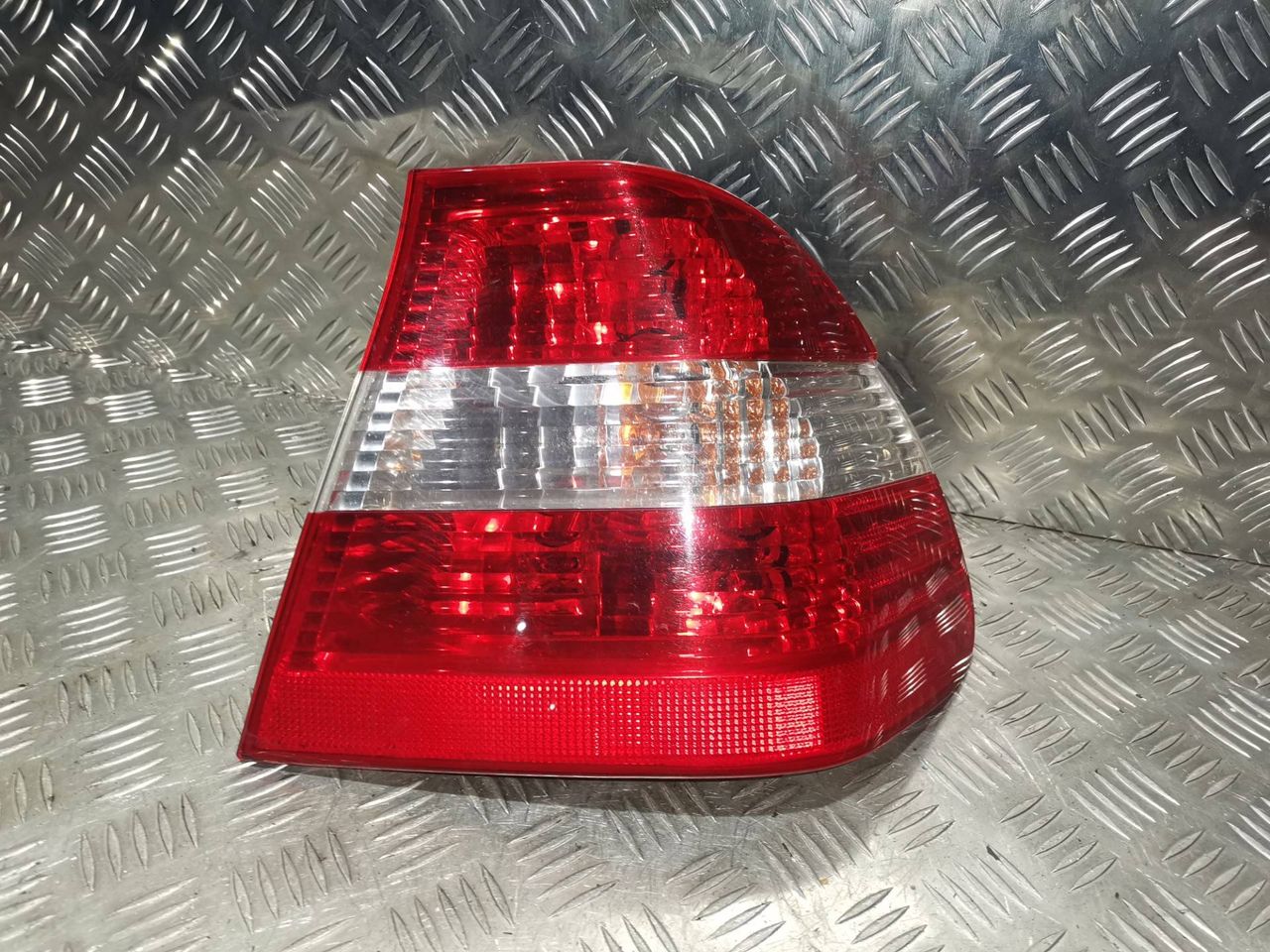 фонарь задний правый BMW 3 серия E46 [рестайлинг] 2003, 3.0 л., дизель, АКПП, универсал