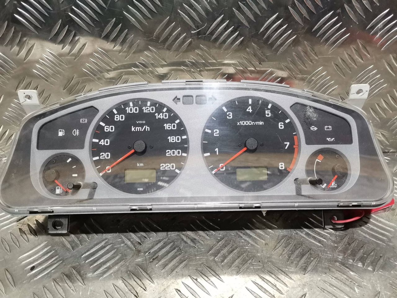 щиток приборов (приборная панель) Nissan Primera P11 1997, 1.6 л., седан