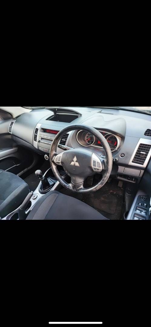 Mitsubishi Outlander 2 2007