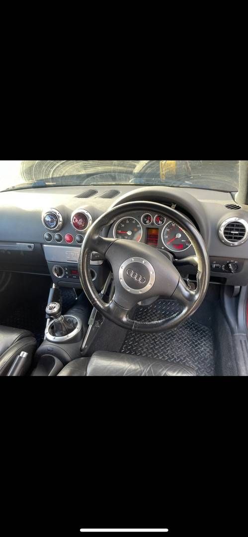 Audi TT 8N 2001