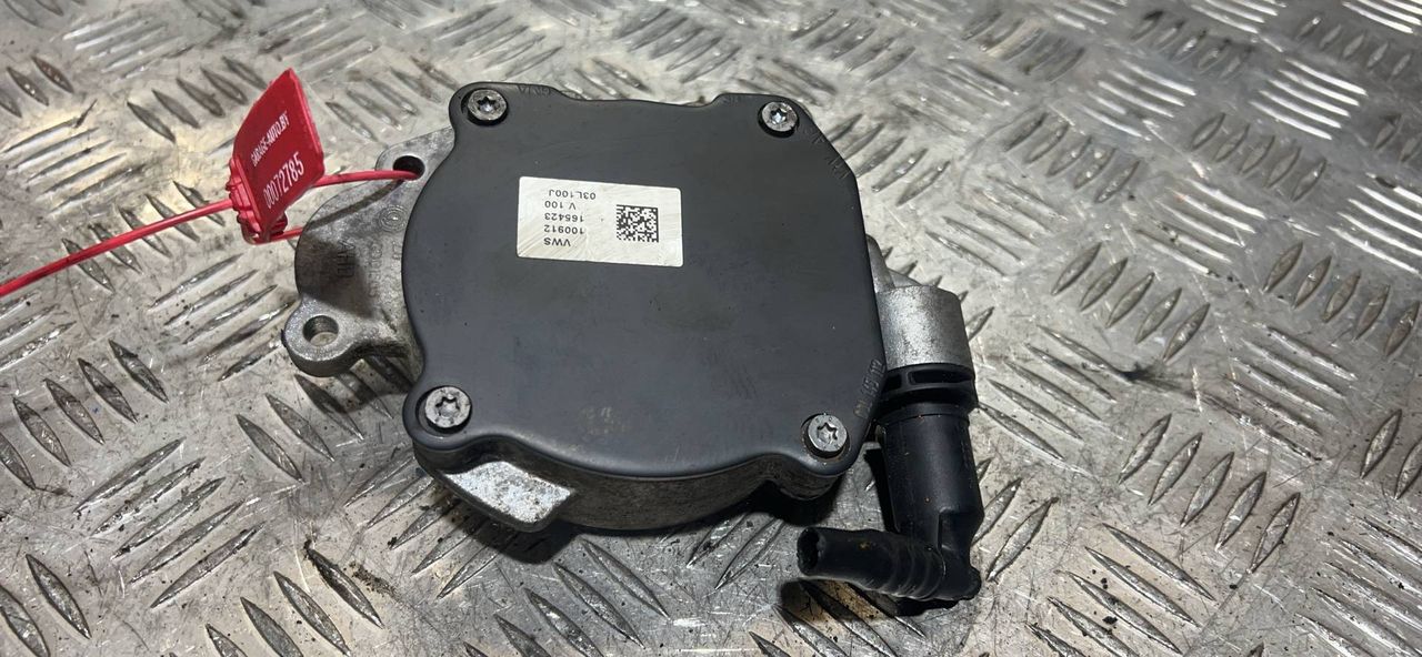 насос вакуумный Skoda Superb 2 поколение 2010, 2.0 л., CFFB, дизель, 6МКПП, лифтбэк, 03L100J, 03L145112, 03L145207