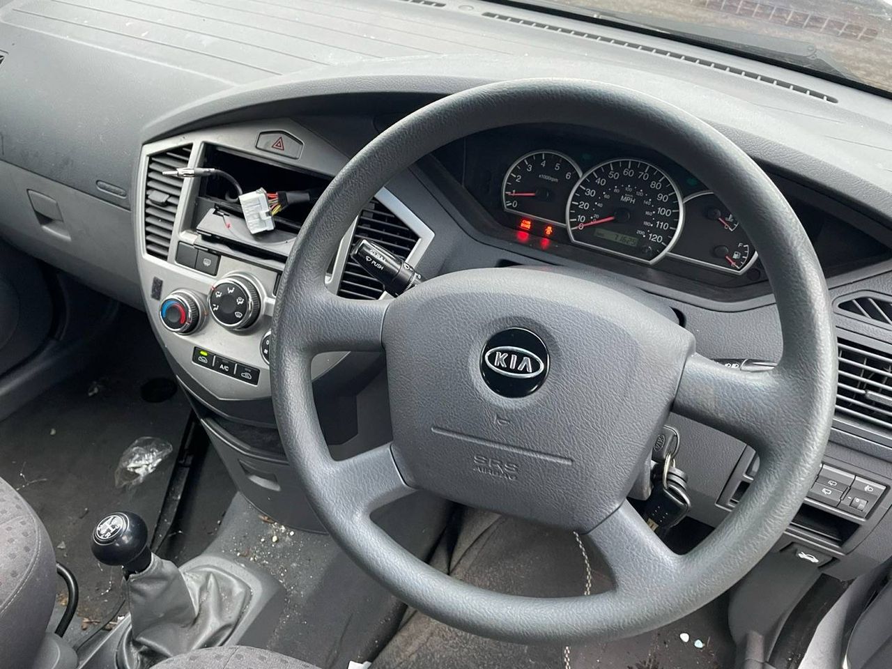 Kia Carens рест. 2006