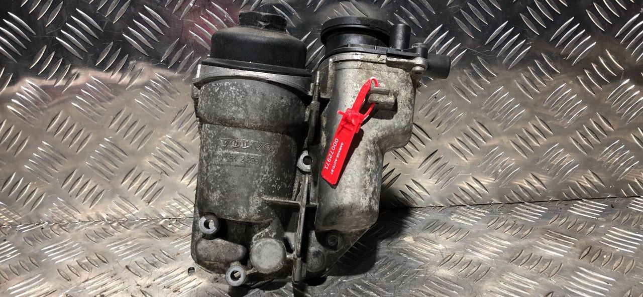 корпус масляного фильтра Volvo S60 1 поколение 2002, 2.4 л., D 5244 T, дизель, 6МКПП, универсал
