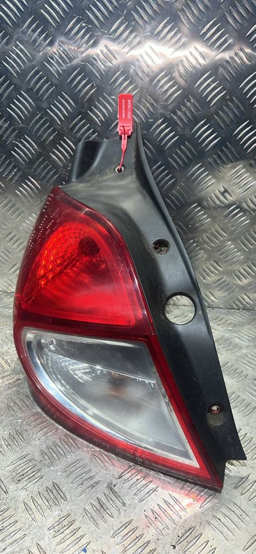 фонарь задний левый Renault Clio 3 поколение [рестайлинг] 2010, 1.4 л., бензин, 5МКПП, хетчбэк 3 дв.