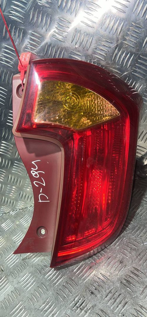 фонарь задний правый Kia Picanto 2 поколение 2012, 1.0 л., бензин, 5МКПП, хетчбэк 3 дв.
