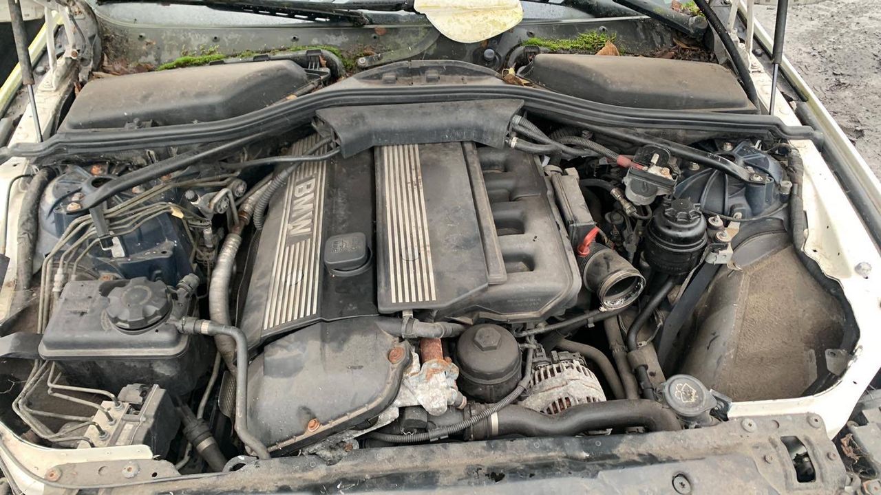 BMW 5 E60/E61 2004