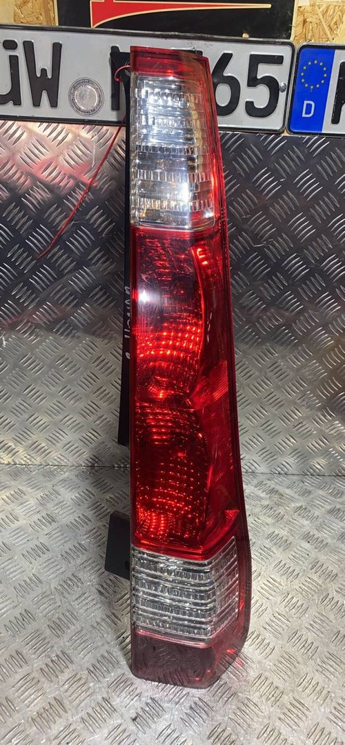 фонарь задний правый Honda CR-V 3 поколение 2006, 2.0 л., K20A4, бензин, 5МКПП, внедорожник 5 дв.