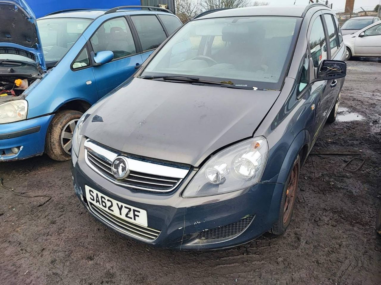 Opel Zafira 2  (B) рест. 2012