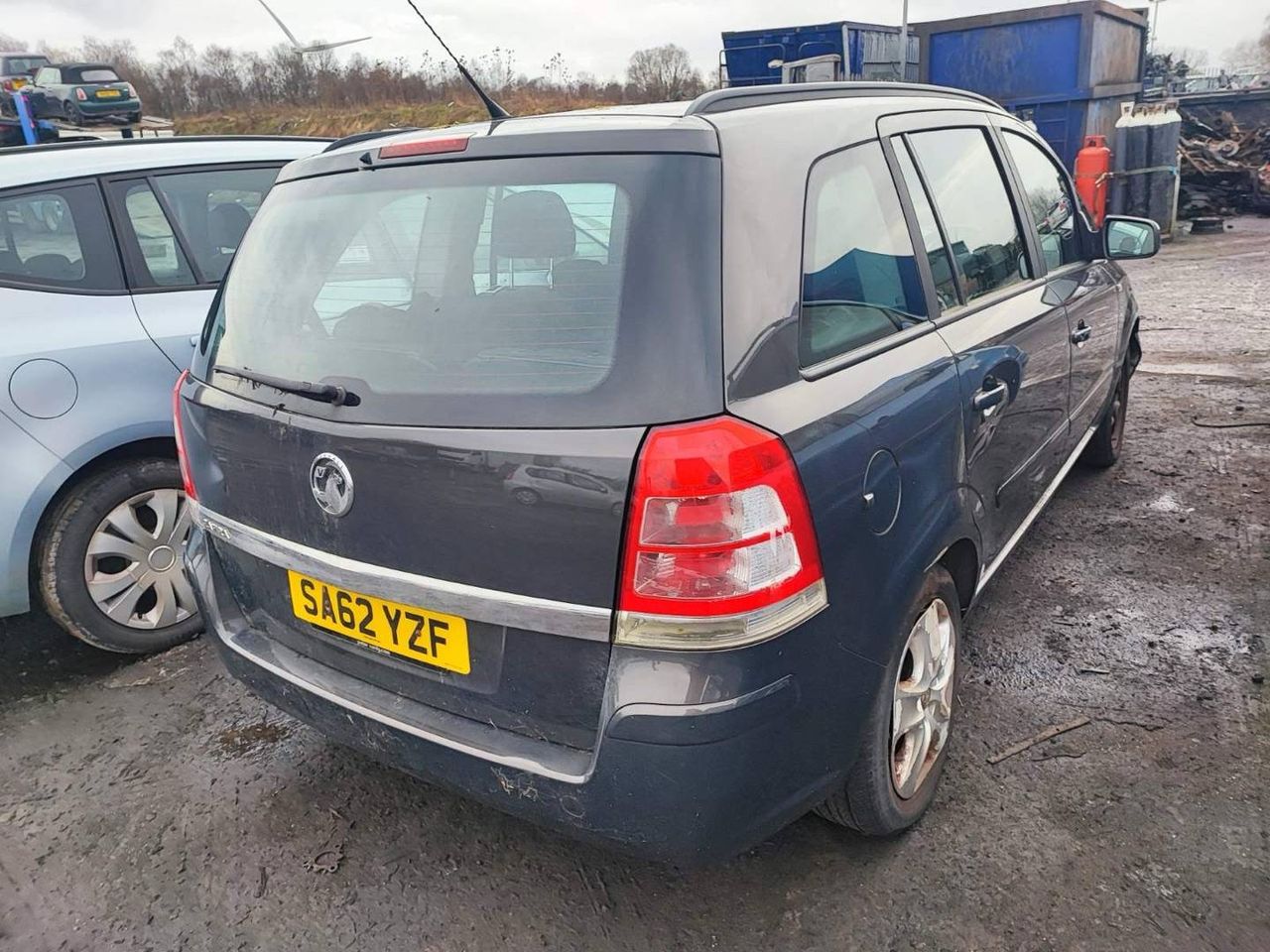 Opel Zafira 2  (B) рест. 2012