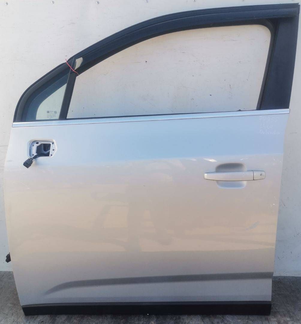 дверь передняя левая Chevrolet Orlando 1 поколение 2013, 2.0 л., Z 20 D1, дизель, 6МКПП, минивэн
