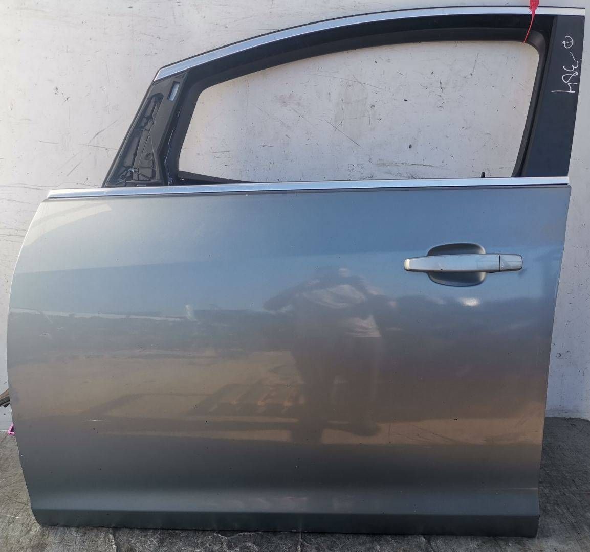 дверь передняя левая Opel Astra J 2010, 1.7 л., A 17 DTR, дизель, 6МКПП, хетчбэк 5 дв.