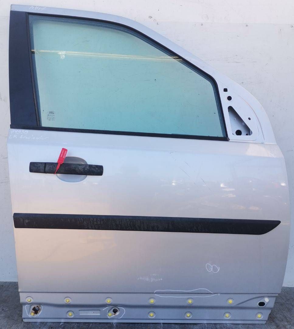 дверь передняя правая Land Rover Freelander 2 поколение 2007, 2.2 л., 224DT, дизель, 6МКПП, внедорожник 5 дв.
