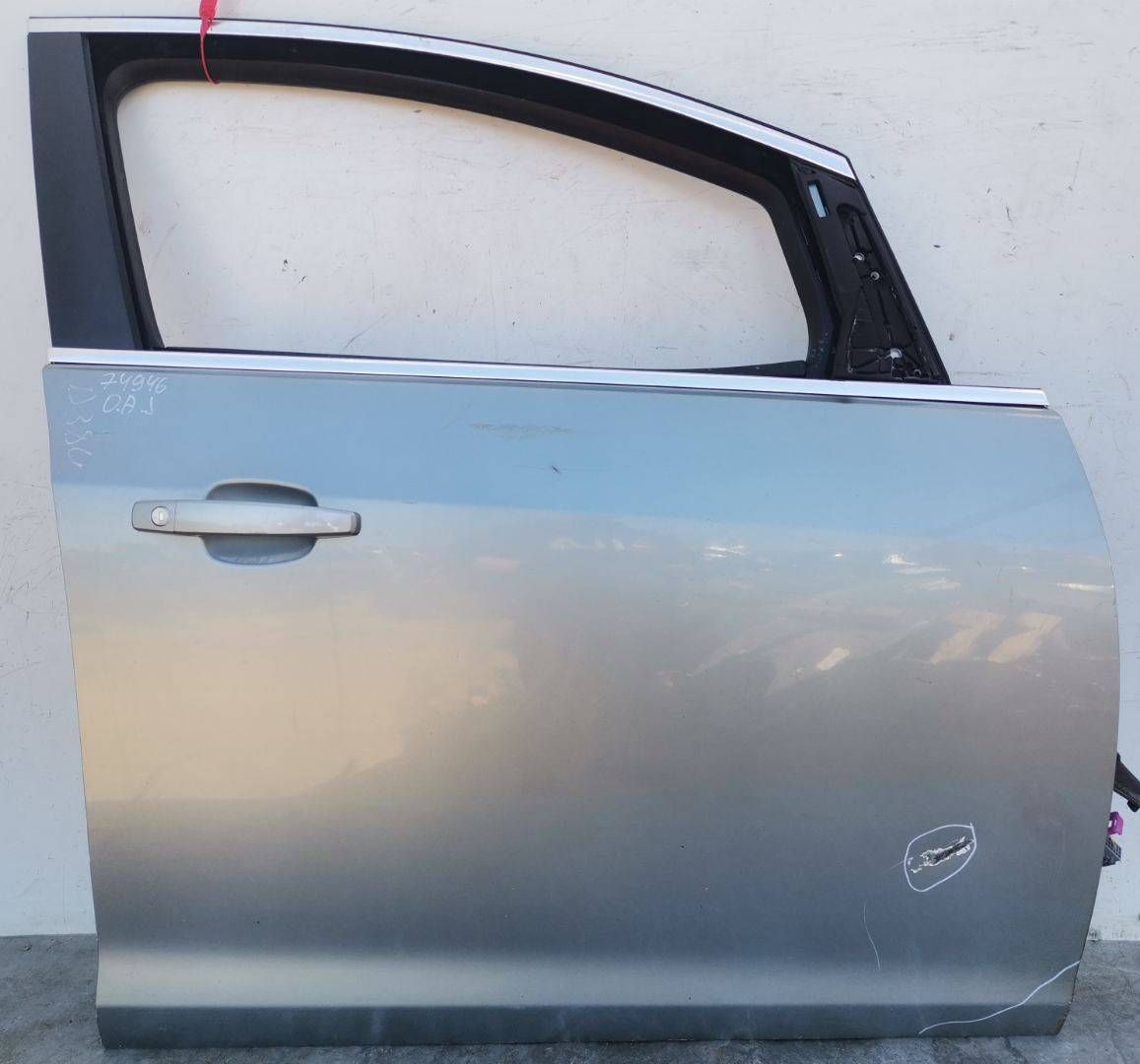 дверь передняя правая Opel Astra J 2010, 1.7 л., A 17 DTR, дизель, 6МКПП, хетчбэк 5 дв.