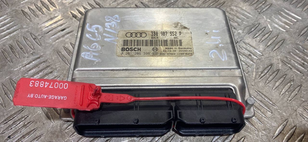 блок управления двигателем Audi A6 4B/C5 1999, 2.4 л., APS, бензин, АКПП, седан, 0261206398, 3B0907552P
