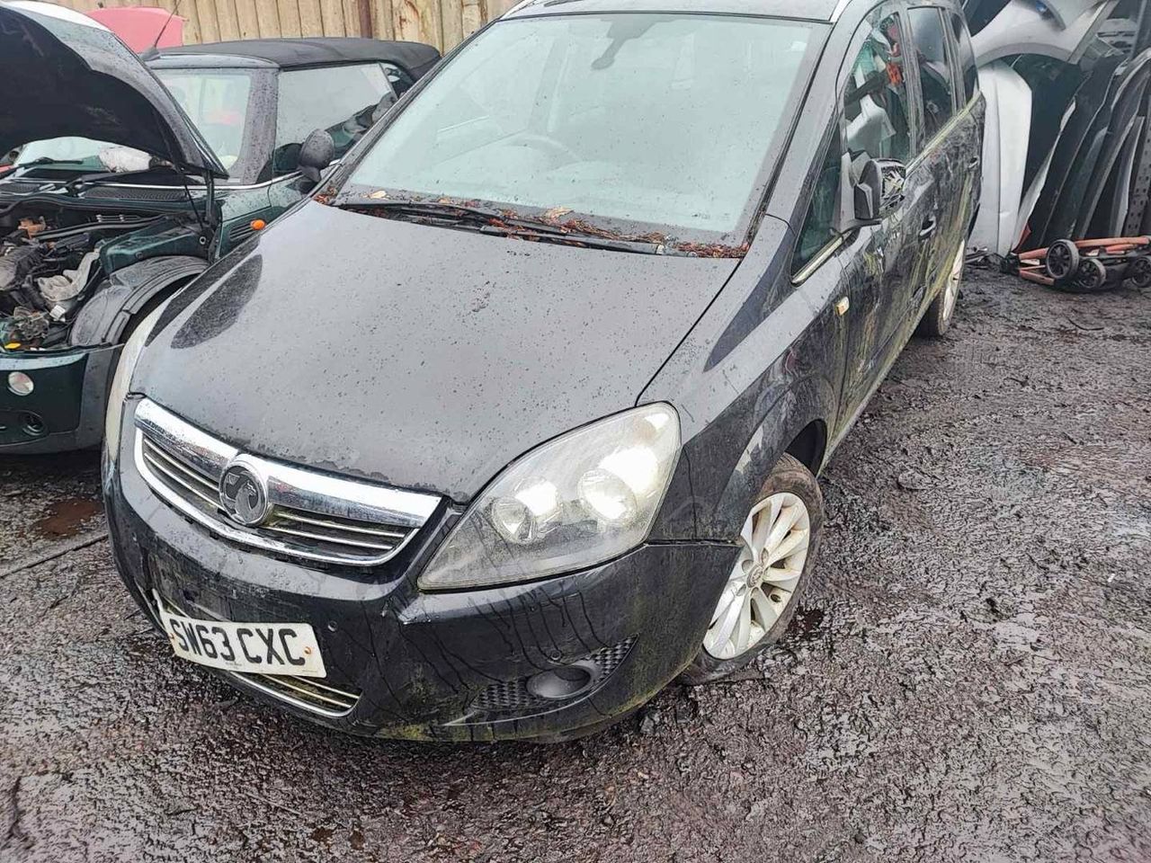 Opel Zafira 2  (B) рест. 2013