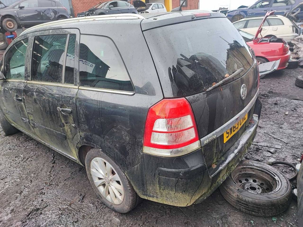 Opel Zafira 2  (B) рест. 2013