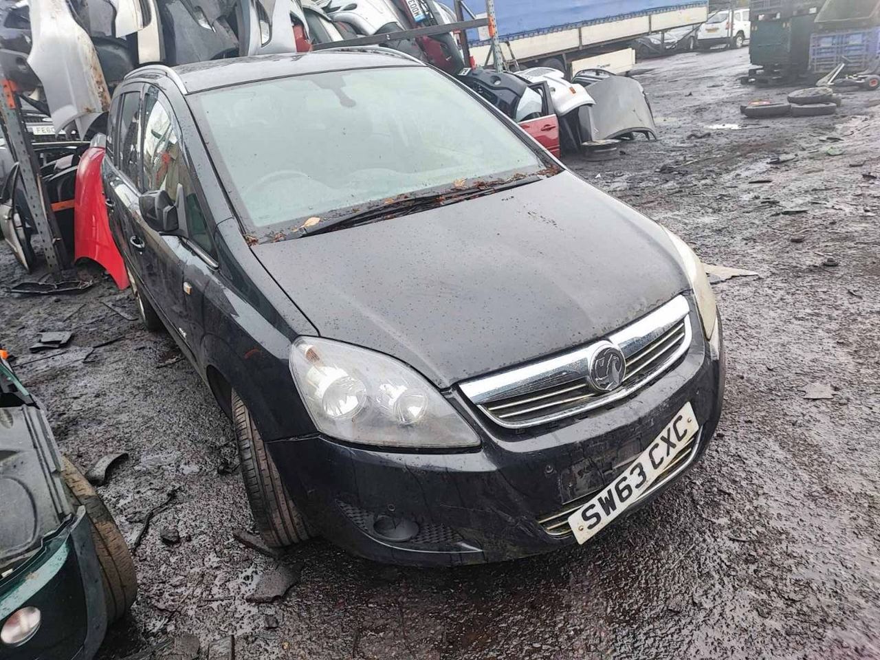 Opel Zafira 2  (B) рест. 2013
