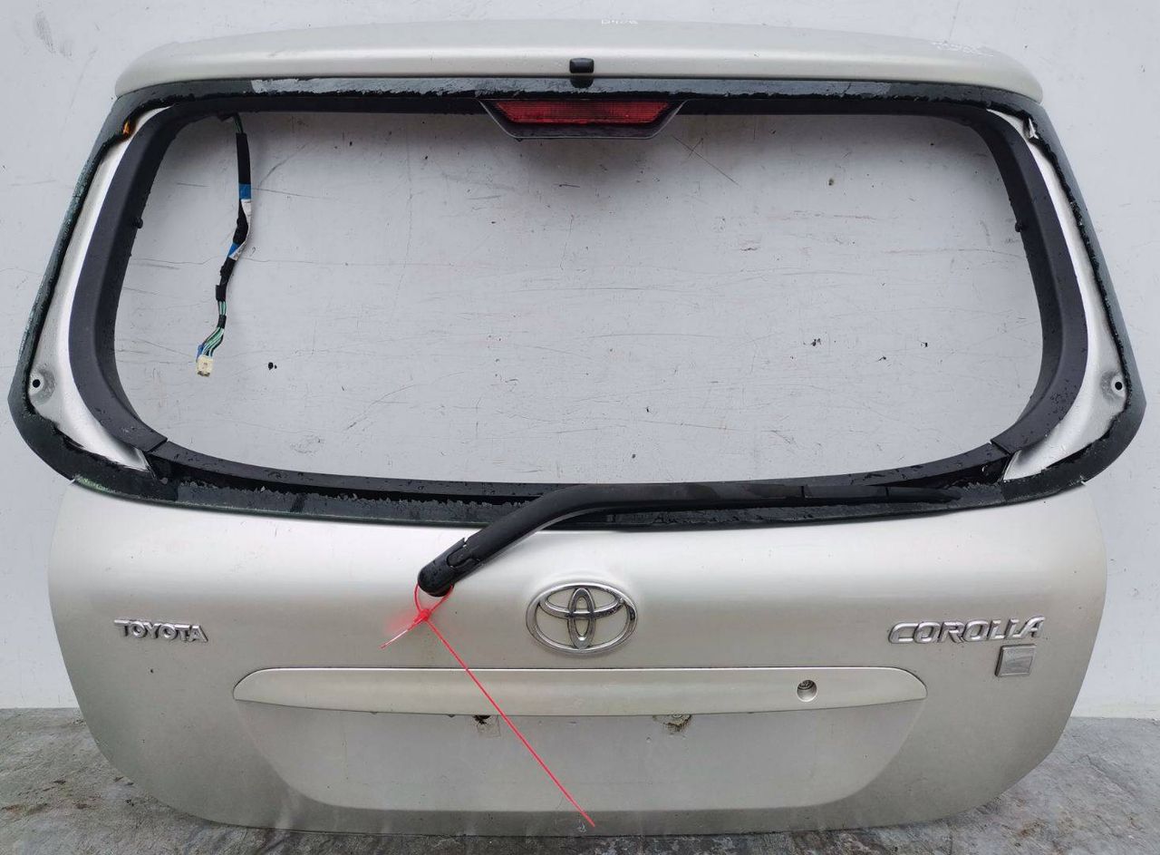 крышка багажника (дверь 3-5) Toyota Corolla 9 поколение E120 [рестайлинг] 2005, 1.6 л., 3ZZ-FE, бензин, 5МКПП, хетчбэк 5 дв.