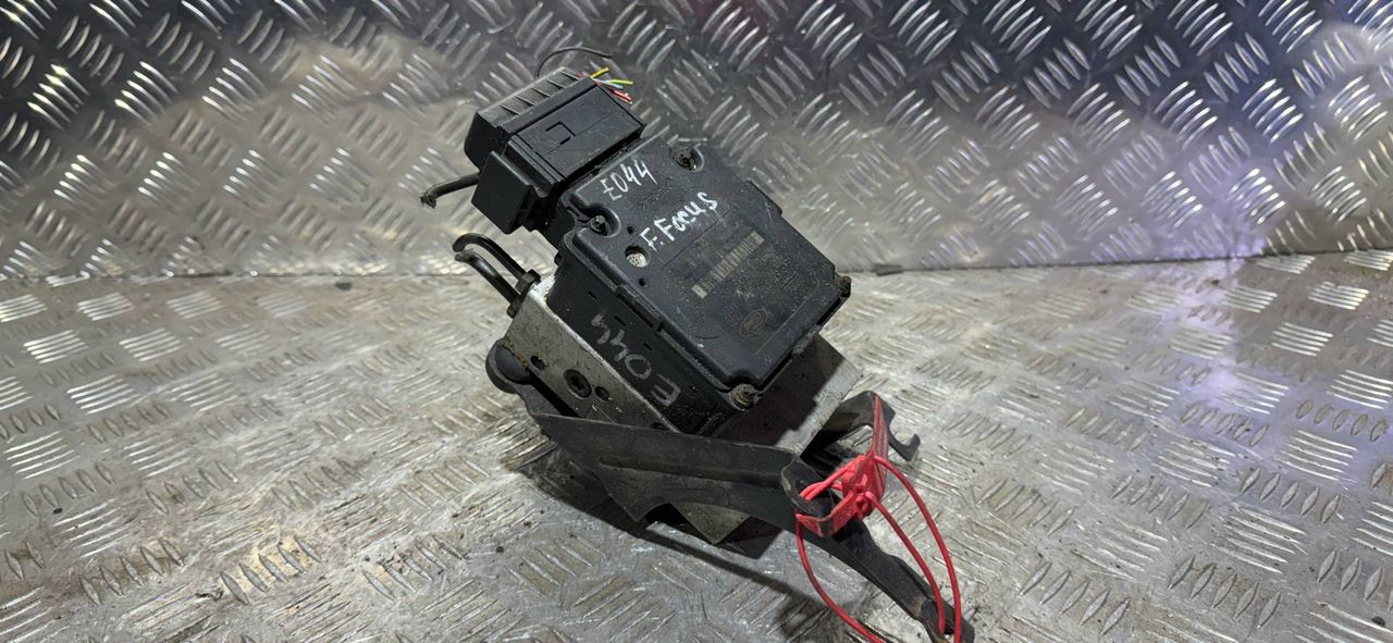 блок ABS Ford Focus 1 поколение 2001, 1.8 л., бензин, 5МКПП, хетчбэк 5 дв., 98AG-2C285-BF, 10.0204-0342.4, 10.0946-0106.3, 5WK8492