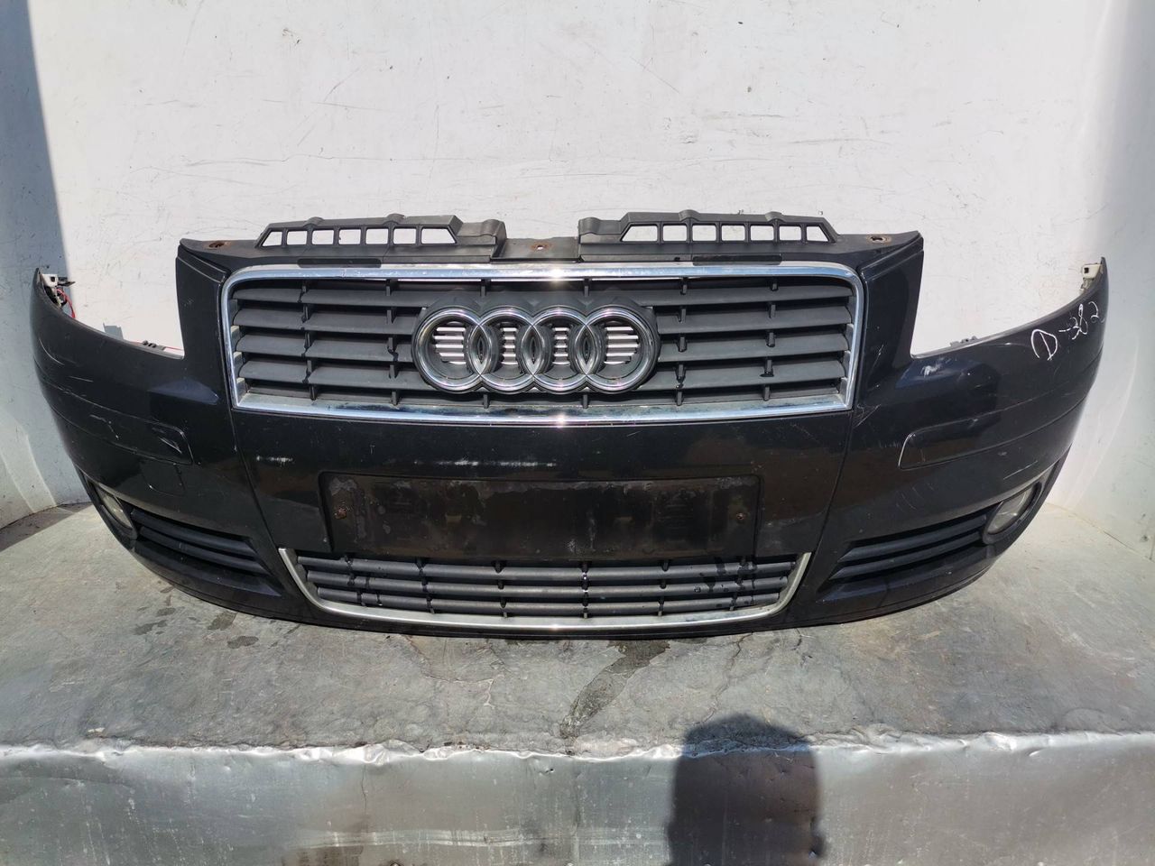 бампер передний Audi A3 8P 2003, 1.6 л., BGU, бензин, МКПП, хетчбэк 3 дв.