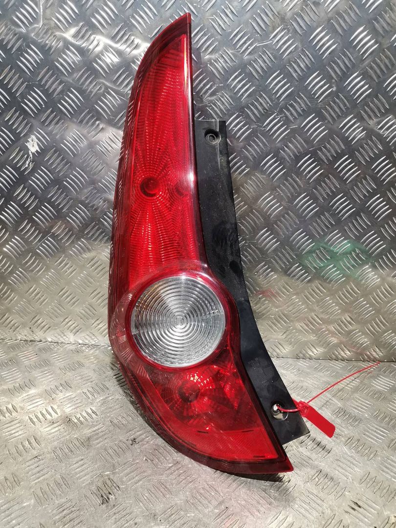 фонарь задний левый Opel Agila 2 поколение (B) 2011, 1.2 л., K12B, бензин, АКПП, хетчбэк 5 дв.