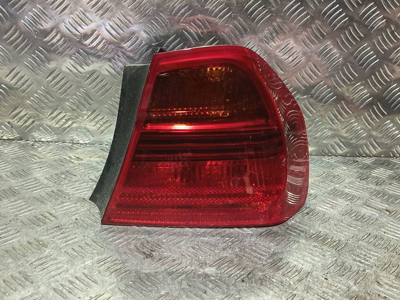 фонарь задний правый BMW 3 серия E90/E91/E92/E93 2005, 2.5 л., бензин, 6МКПП, седан