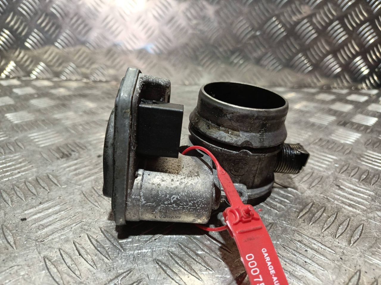 заслонка дроссельная BMW 3 серия E90/E91/E92/E93 2007, 2.0 л., N47 D20 A, дизель, 6МКПП, седан, 780437301