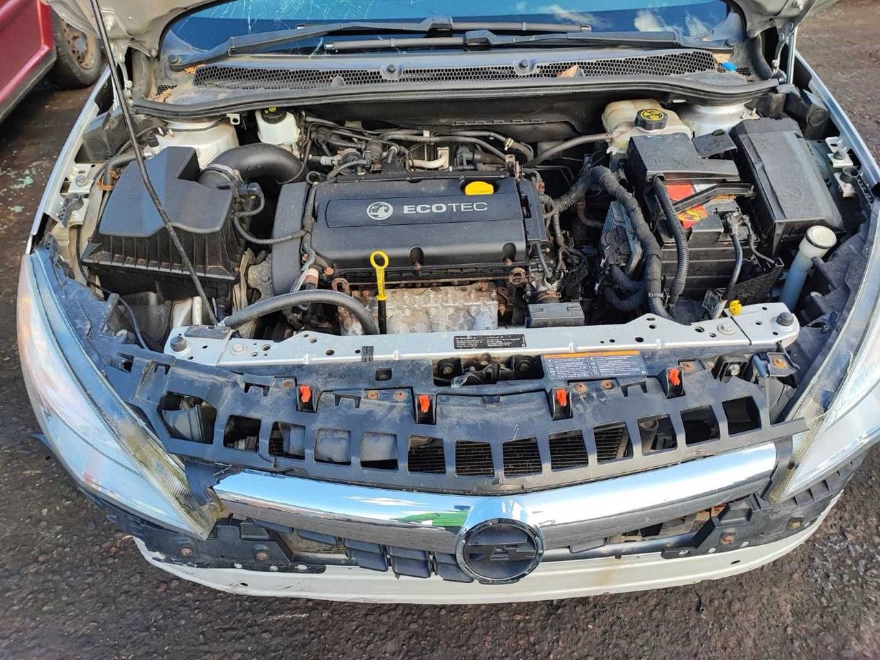 Opel Astra J рест. 2014