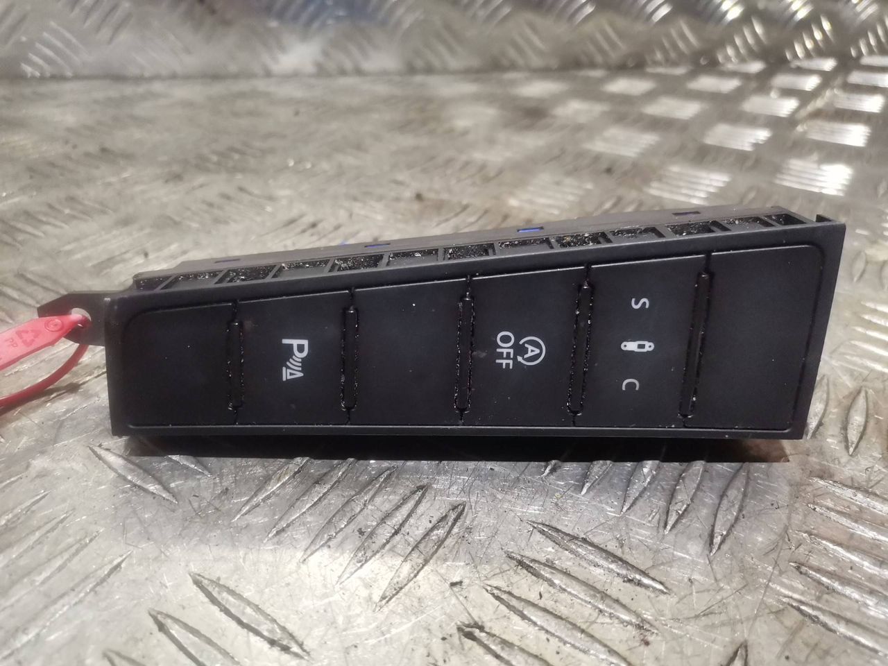 кнопка (выключатель) Volkswagen Passat CC 1 поколение 2011, 2.0 л., дизель, 6МКПП, седан, 3AC927137