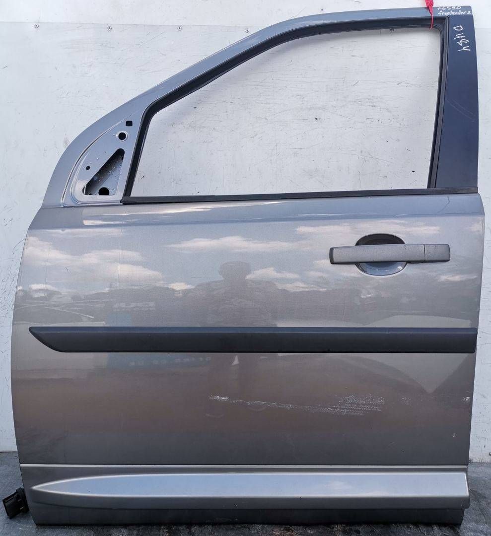 дверь передняя левая Land Rover Freelander 2 поколение 2009, 2.2 л., 224DT, дизель, АКПП, внедорожник 5 дв.