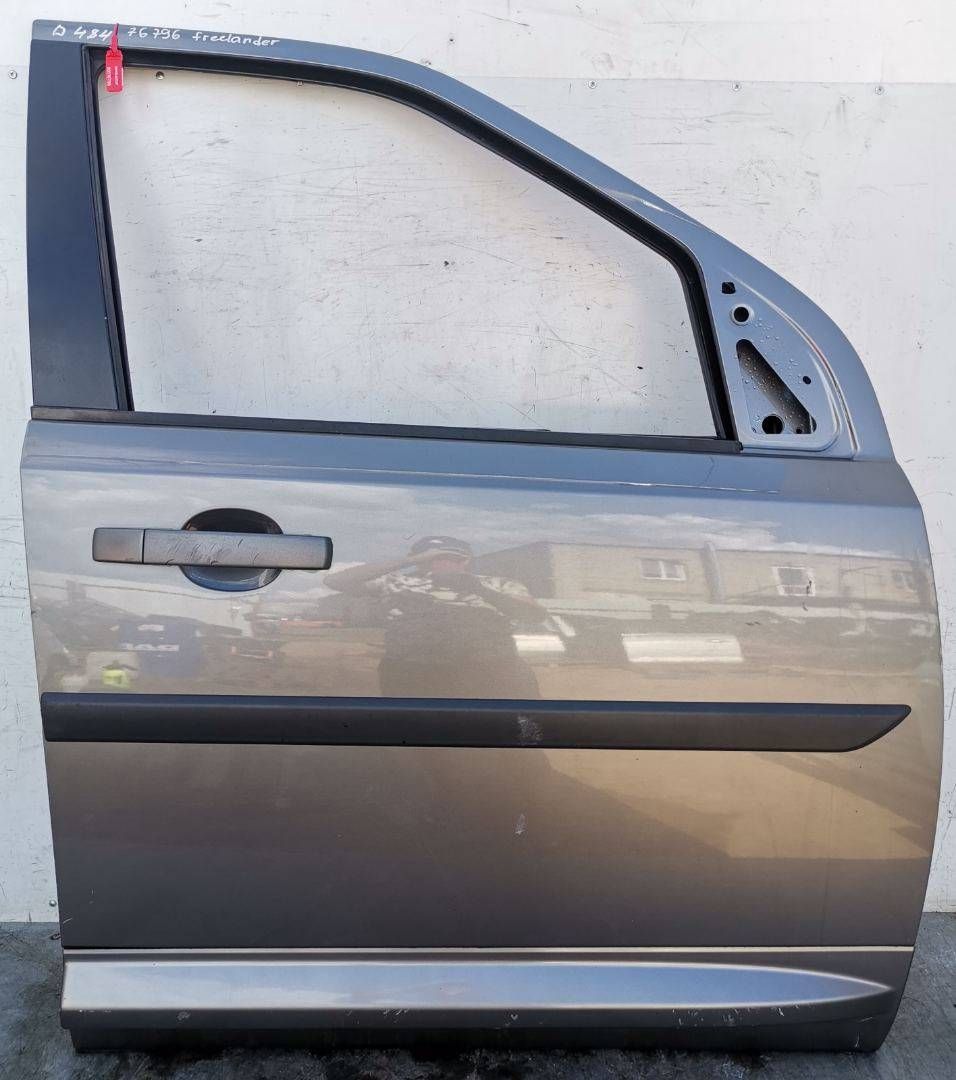 дверь передняя правая Land Rover Freelander 2 поколение 2009, 2.2 л., 224DT, дизель, АКПП, внедорожник 5 дв.