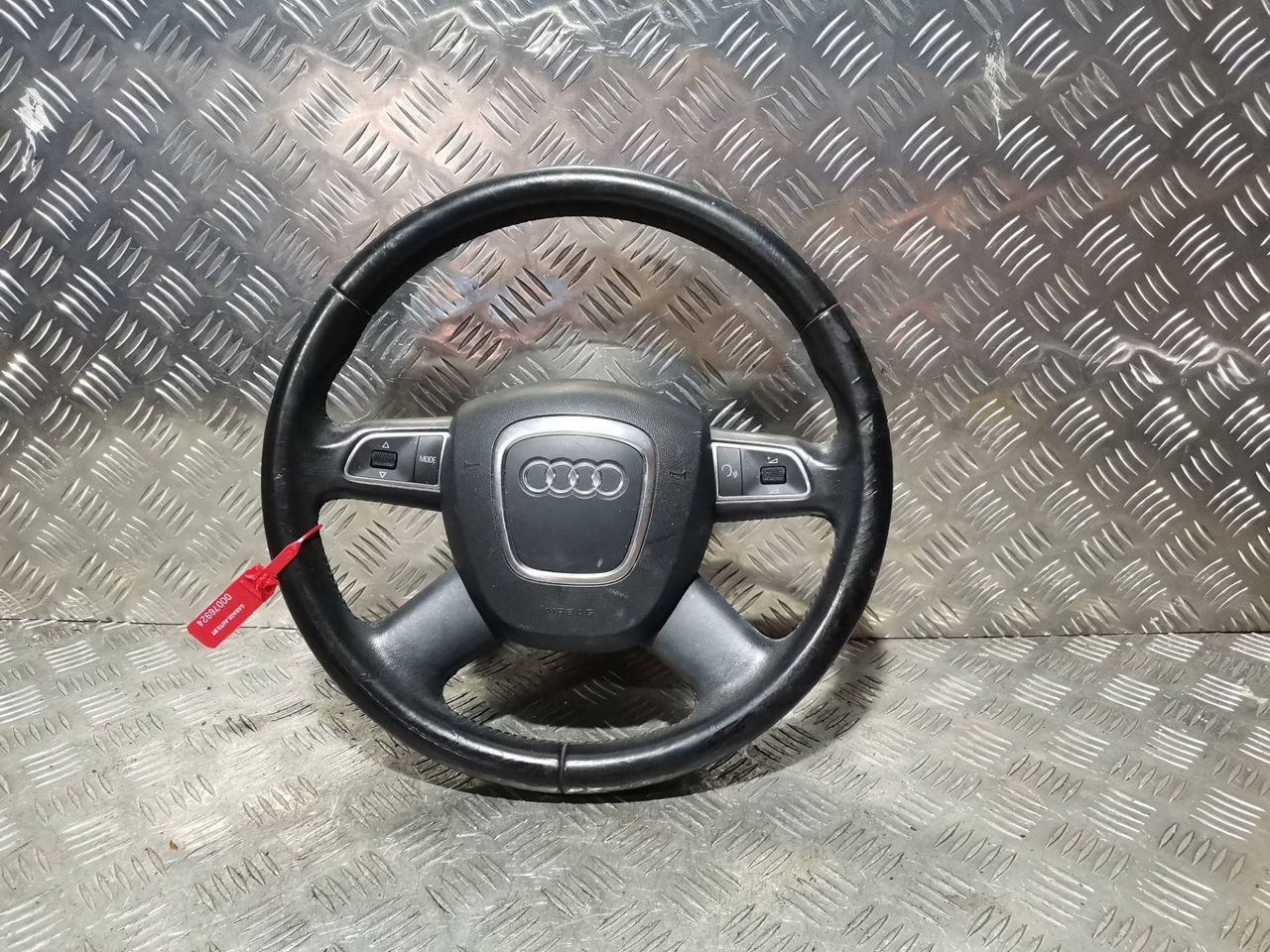 руль Audi A3 8P [2-й рестайлинг] 2010, 1.6 л., BSE, бензин, 5МКПП, хетчбэк 3 дв.