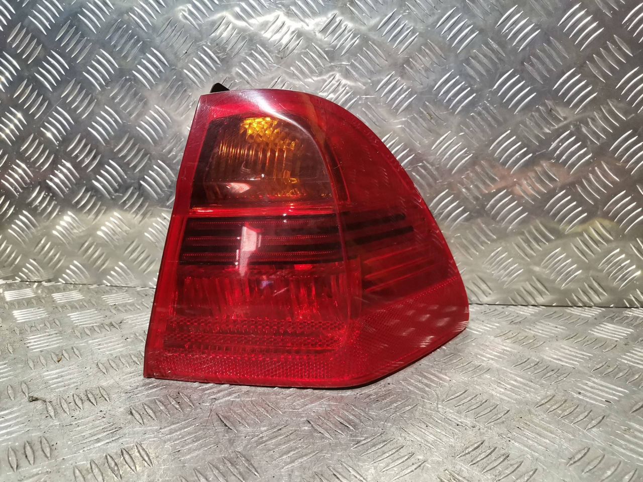 фонарь задний правый BMW 3 серия E90/E91/E92/E93 2007, 2.0 л., M47 D20, дизель, 6МКПП, универсал