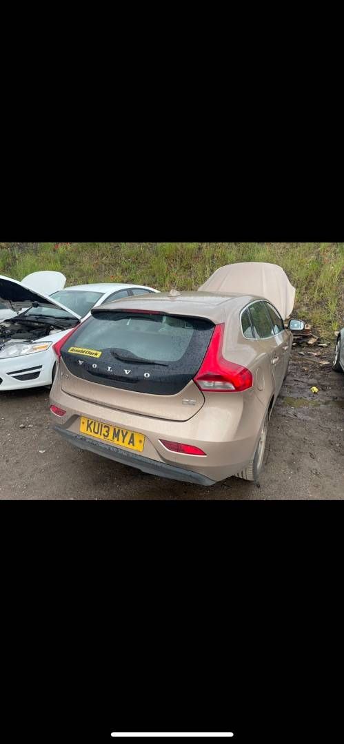 Volvo V40 2 2013
