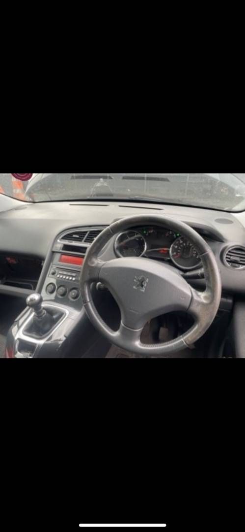 Peugeot 5008 2010