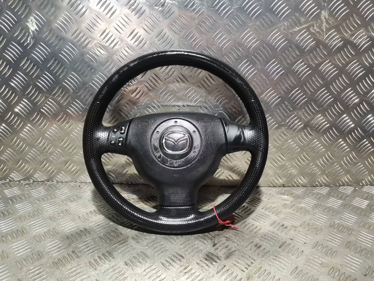 руль Mazda 2 1 поколение 2003, 1.4 л., F6JB, дизель, 5МКПП, хетчбэк 5 дв.