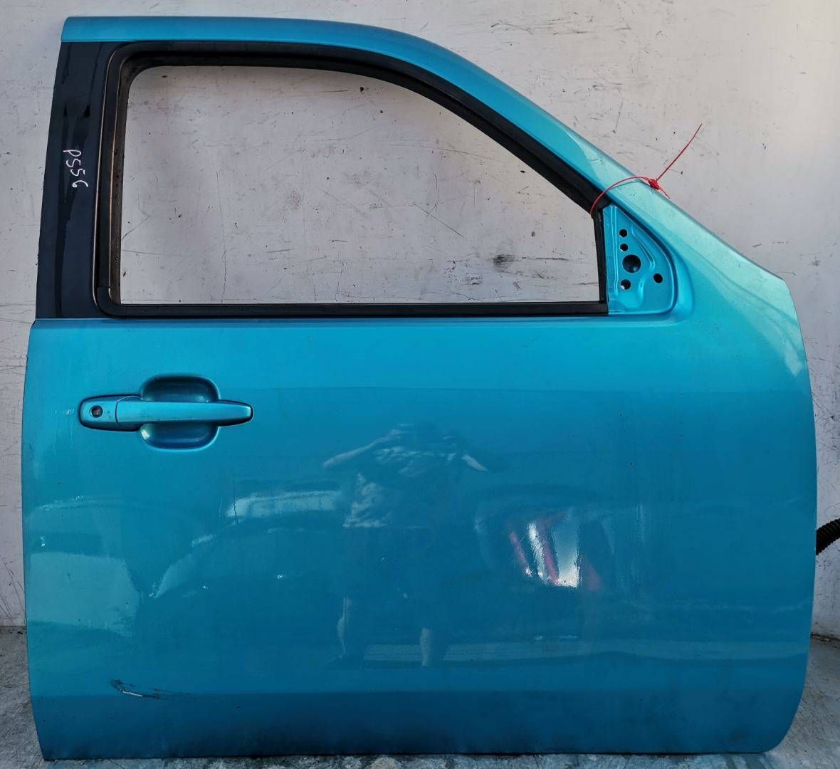 дверь передняя правая Ford Ranger 3 поколение T6 2011, 2.5 л., WLAA, дизель, 5МКПП, пикап
