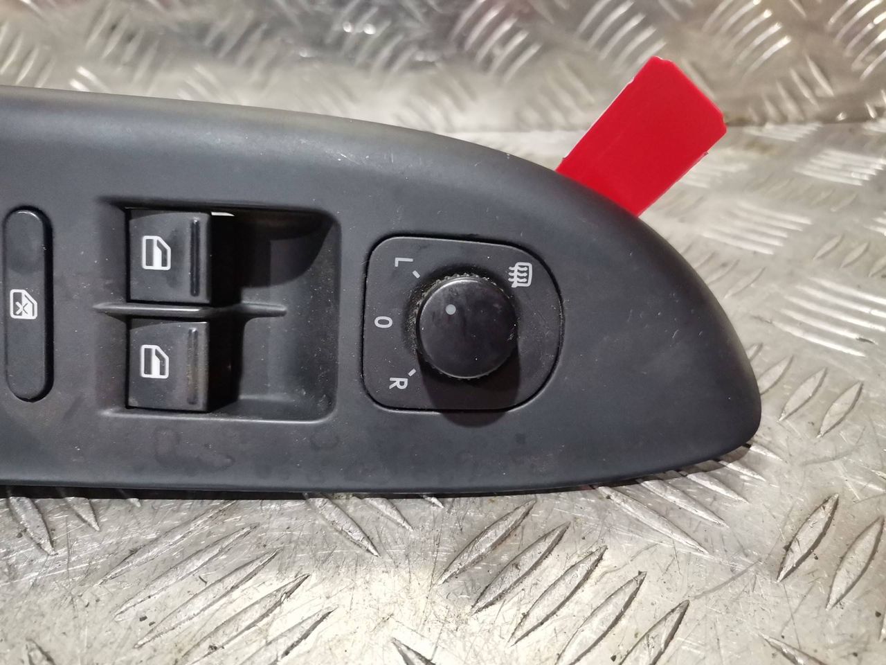 джойстик регулировки зеркал Volkswagen Golf Plus 1 поколение [рестайлинг] 2010, 2.0 л., CFHB, дизель, 6МКПП, хетчбэк 5 дв.