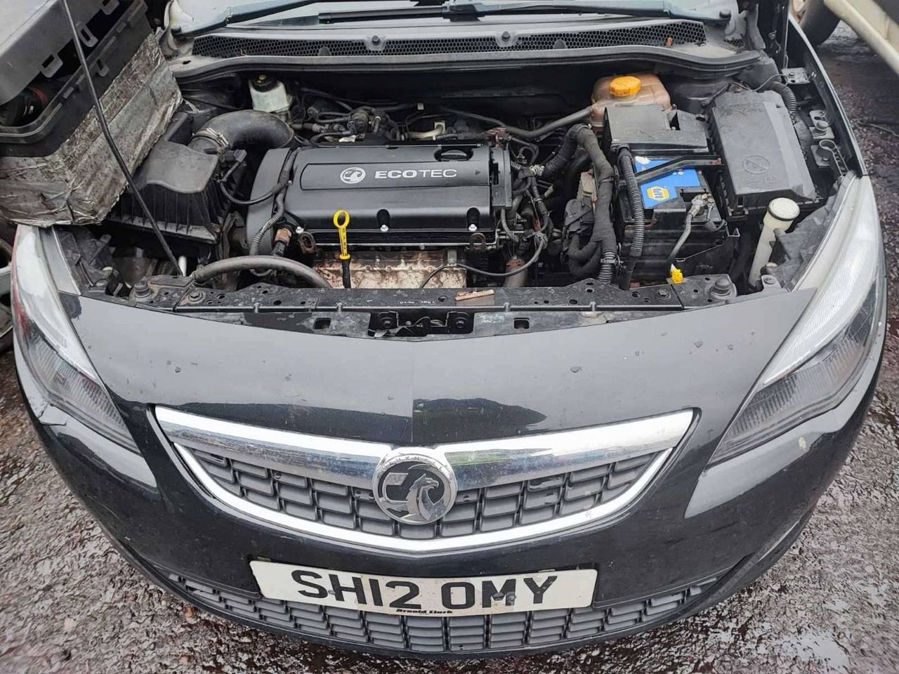 Opel Astra J 2012
