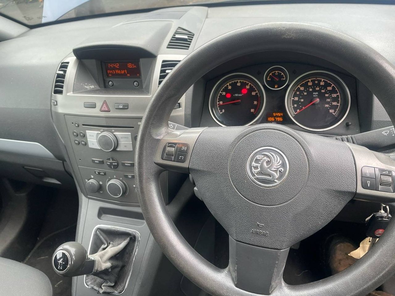 Opel Zafira 2  (B) 2006