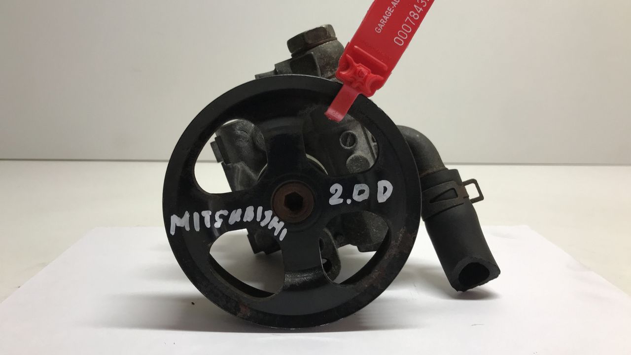 насос гидроусилителя руля Mitsubishi Outlander 2 поколение 2007, 2.0 л., дизель, 4450A008