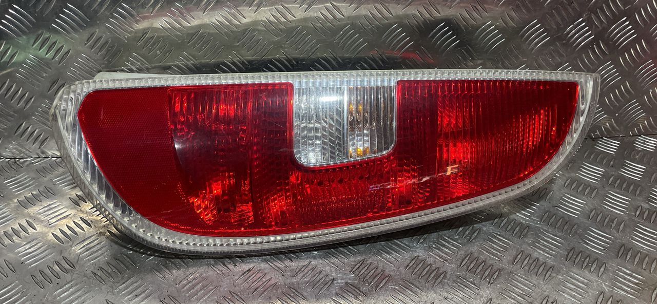 фонарь задний правый Skoda Roomster 1 поколение 2007, 1.9 л., BSW, дизель, 5МКПП, минивэн
