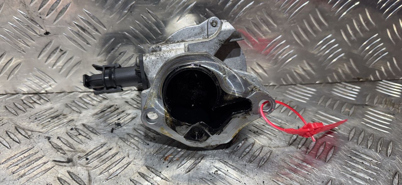 насос вакуумный Renault Megane 2 поколение [рестайлинг] 2007, 1.5 л., K9K 724, дизель, 5МКПП, хетчбэк 5 дв., PIERBURG